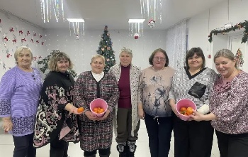 Специалисты Грачевской библиотеки и дома культуры Казанского района провели праздник «Ах, этот Старый Новый год»